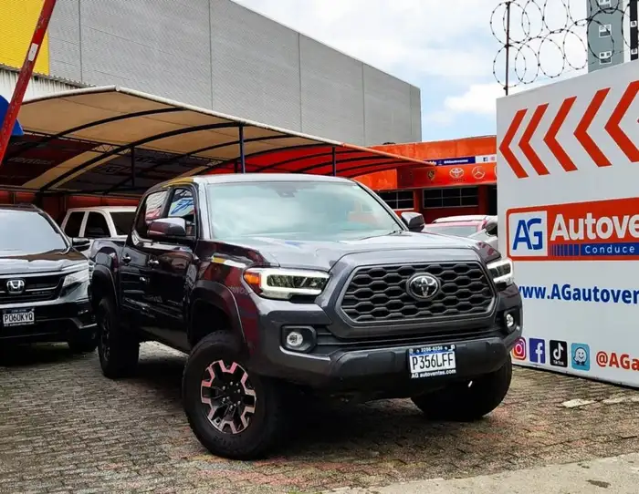 2021 Toyota Tacoma — 3