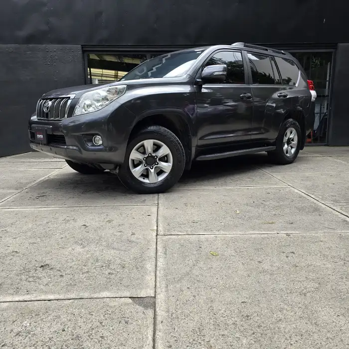 2012 Toyota Land Cruiser Prado — 1