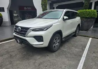 2022 Toyota Fortuner