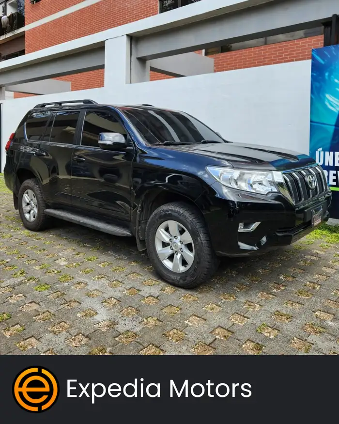 2023 Toyota Land Cruiser Prado — 1
