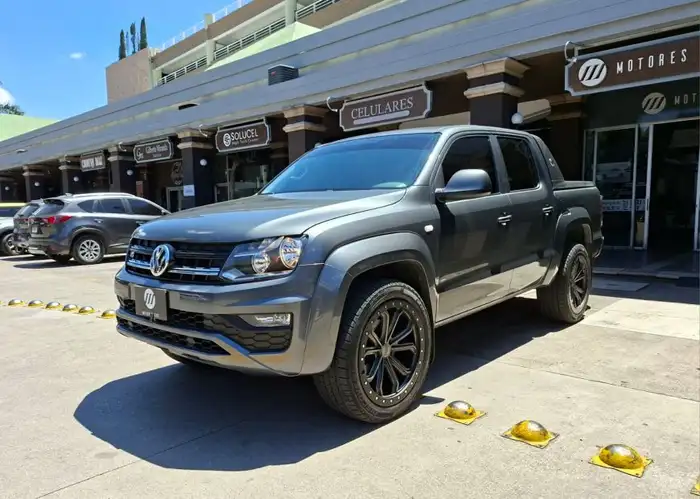 2023 Volkswagen Amarok — 1