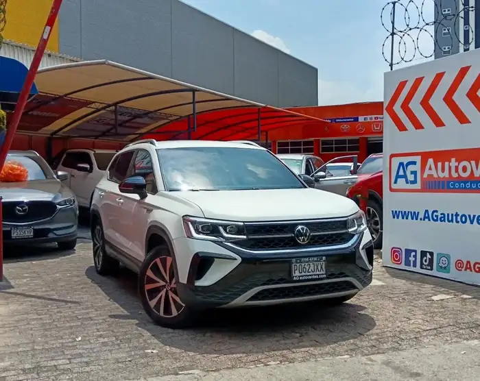 2022 Volkswagen Taos — 3