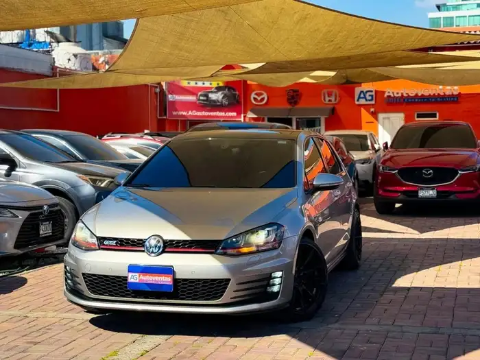 2017 Volkswagen GOLF — 3