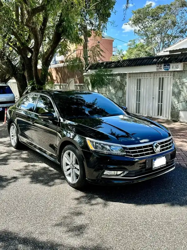 2016 Volkswagen PASSAT — 1