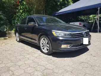 2016 Volkswagen PASSAT